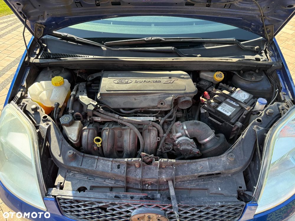 Ford Fiesta 2.0 ST - 11