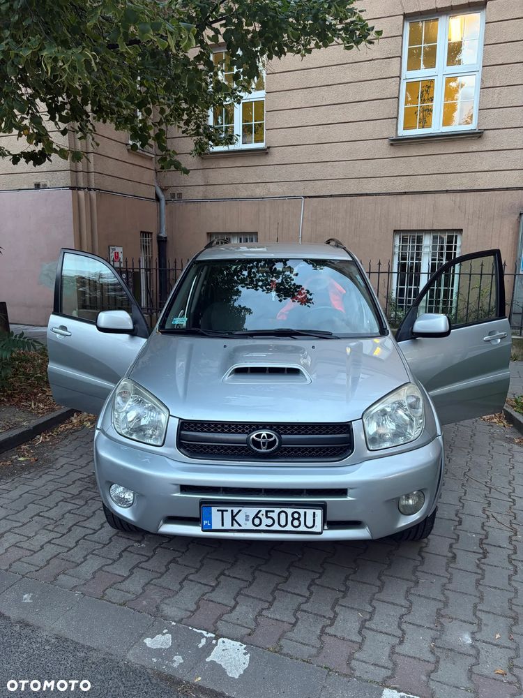 Toyota Rav4 2004 photo 4