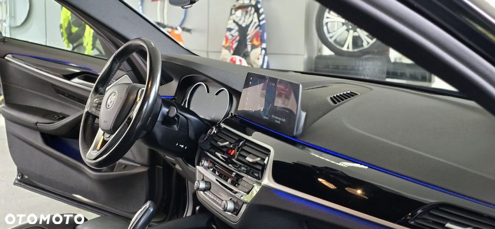 BMW Seria 5 540d xDrive Luxury Line sport - 17