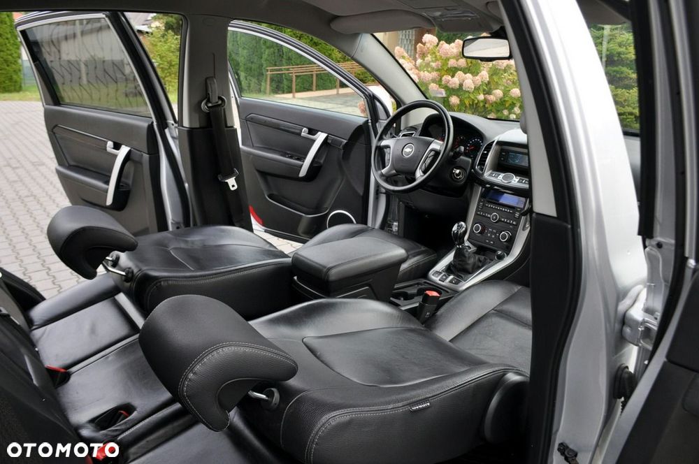 Chevrolet Captiva - 25