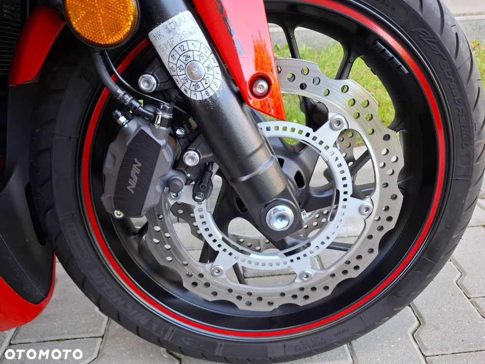 Honda CBR - 36