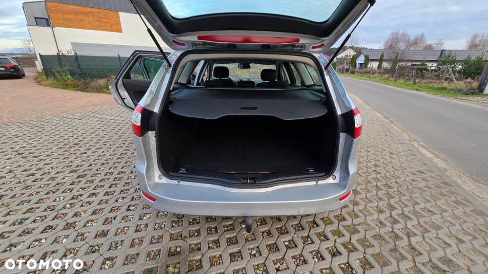 Ford Mondeo 2.0 Ghia X100 / X - 13