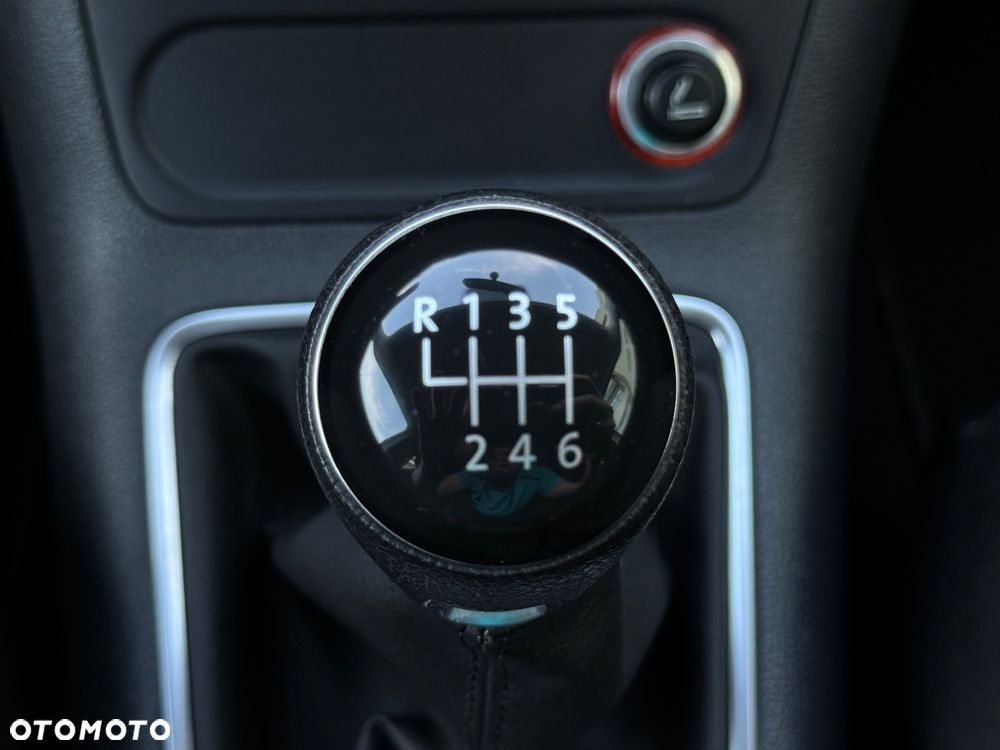 Volkswagen Tiguan - 23