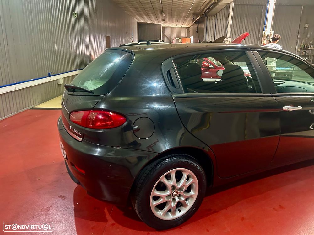 Alfa Romeo 147 1.6 TS Progression - 4