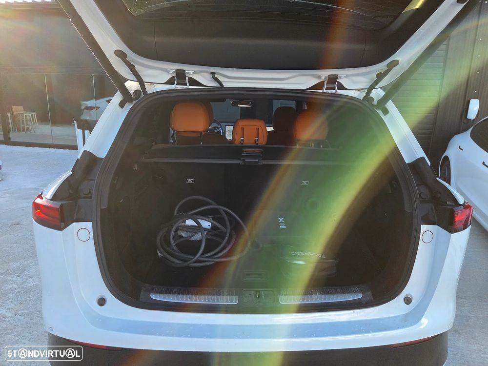 Xpeng G9 98 kWh AWD Performance + Pack Premium - 31