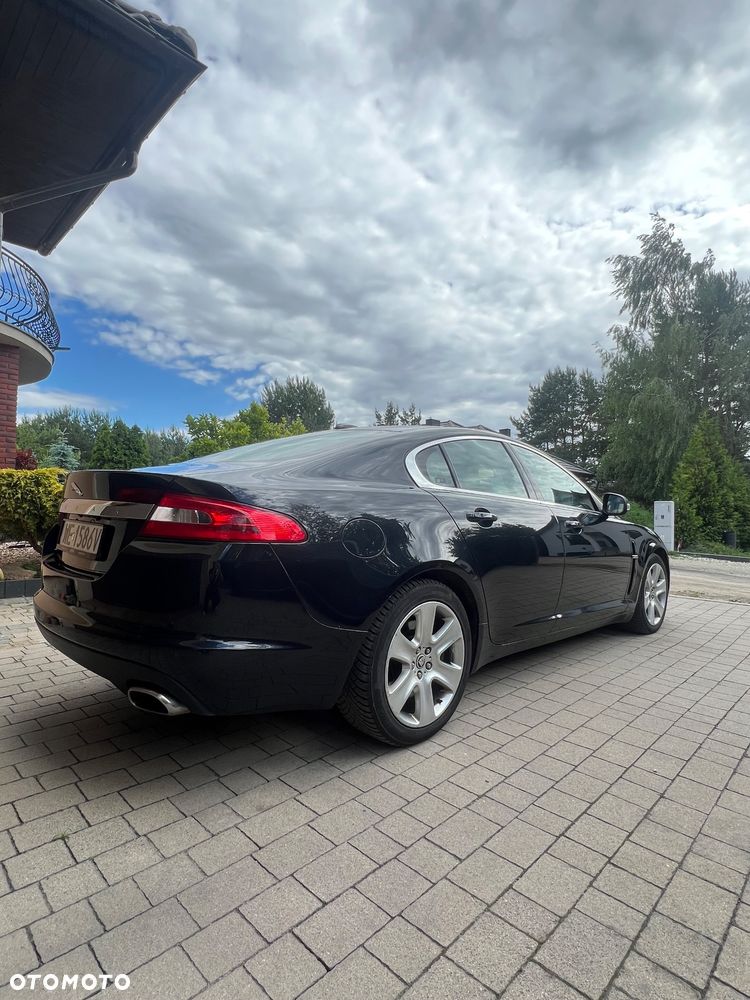 Jaguar XF 2.7 V6 D Premium Luxury - 5