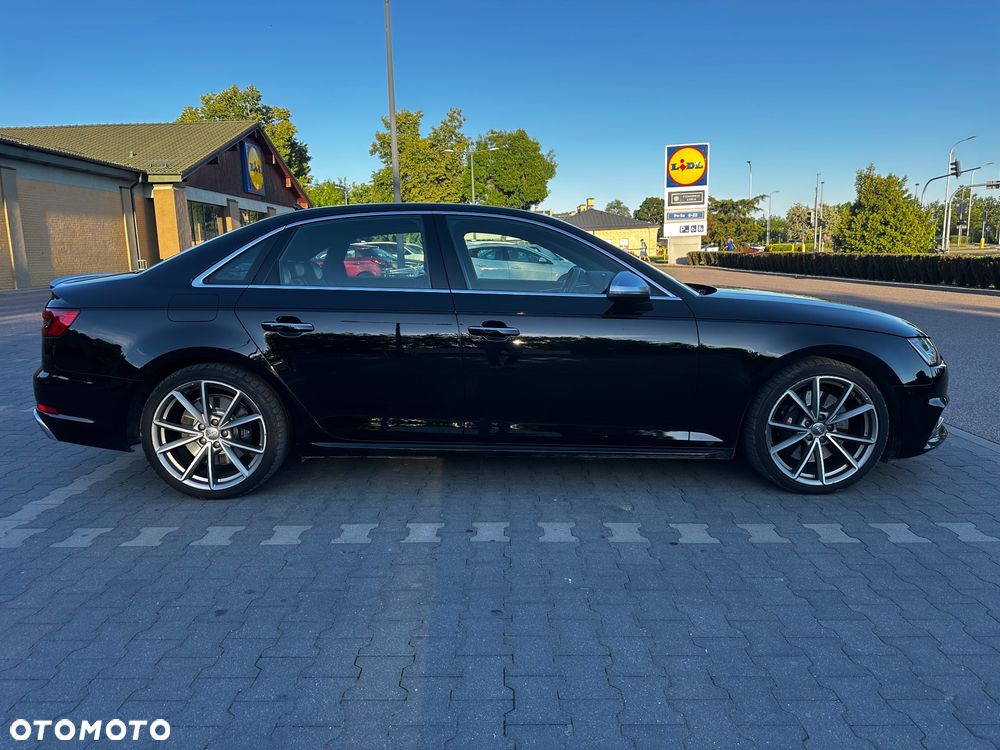 Audi S4 Limousine - 4