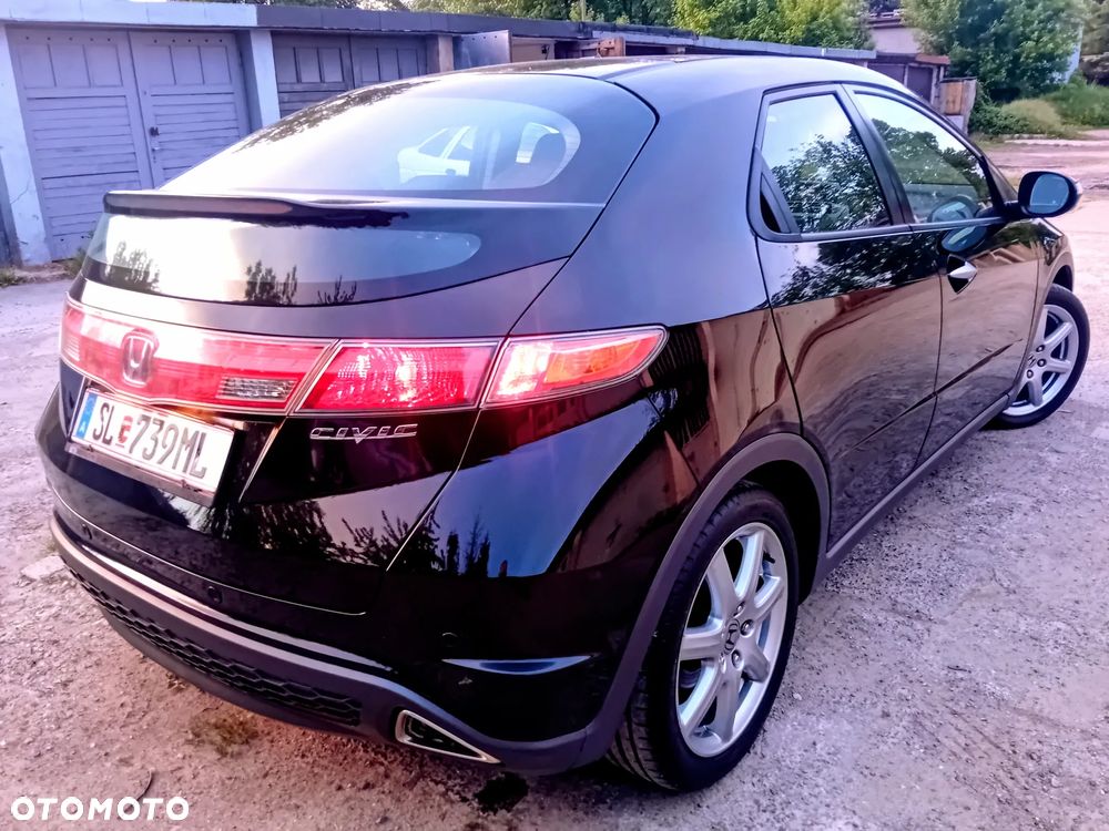 Honda Civic 1.8i-VTEC Executive - 4