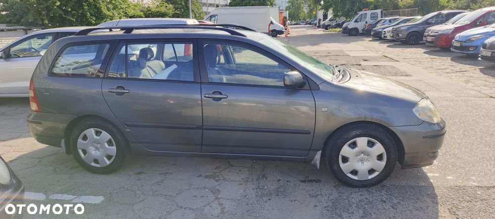 Toyota Corolla 2004 photo 2