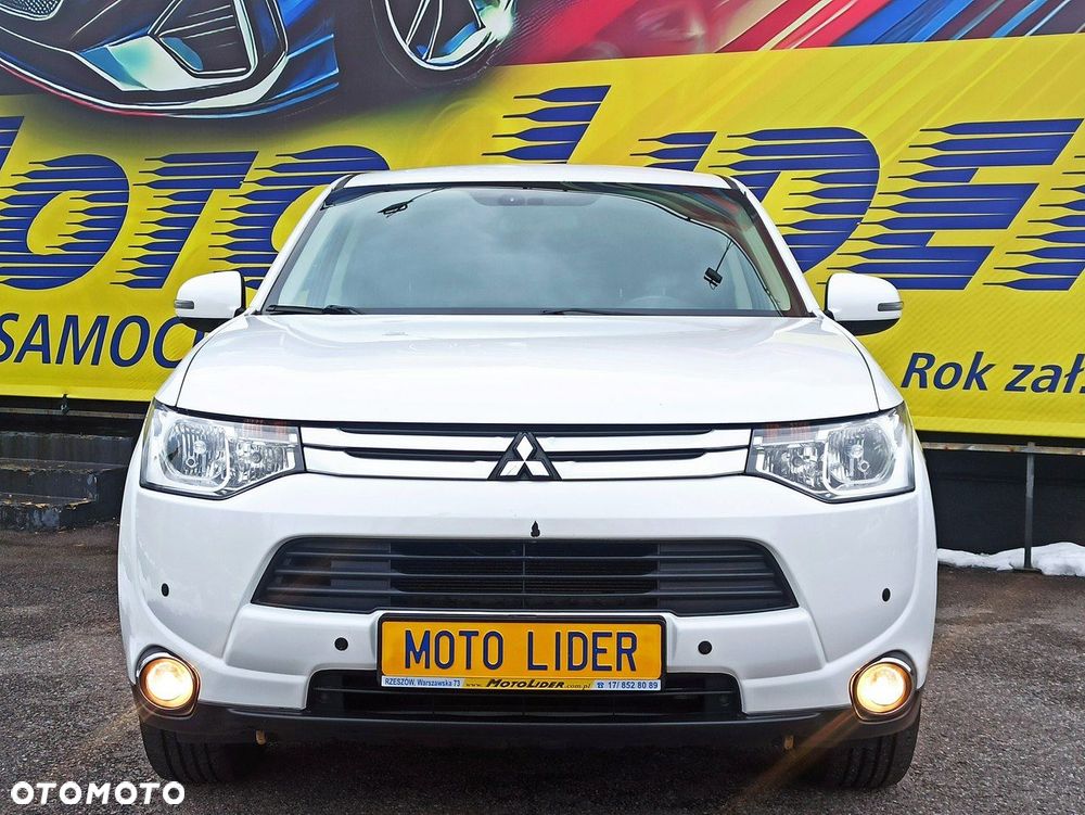 Mitsubishi Outlander 2.0 Intense + 2WD - 2