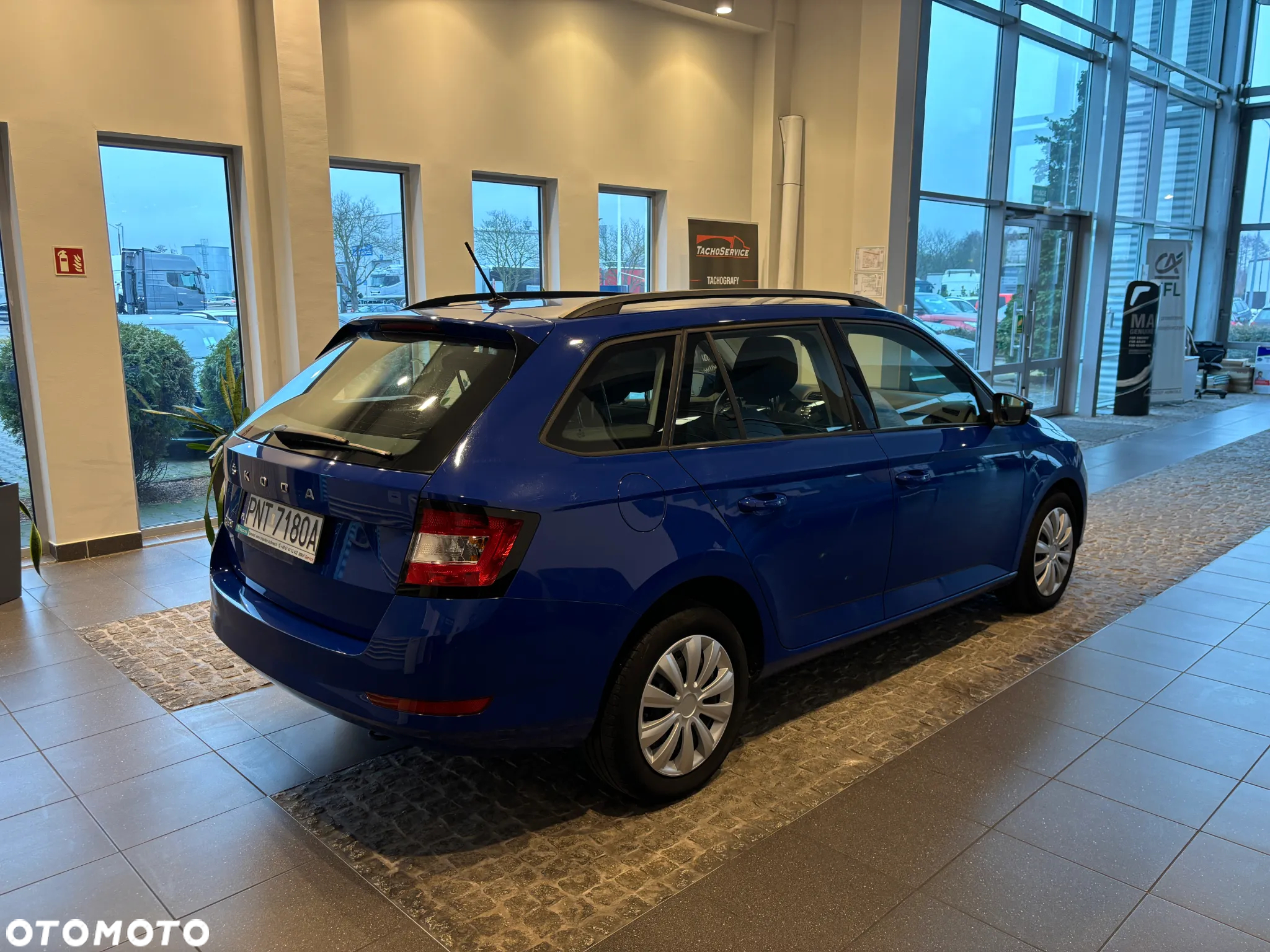 Skoda Fabia 1.0 TSI Active - 4