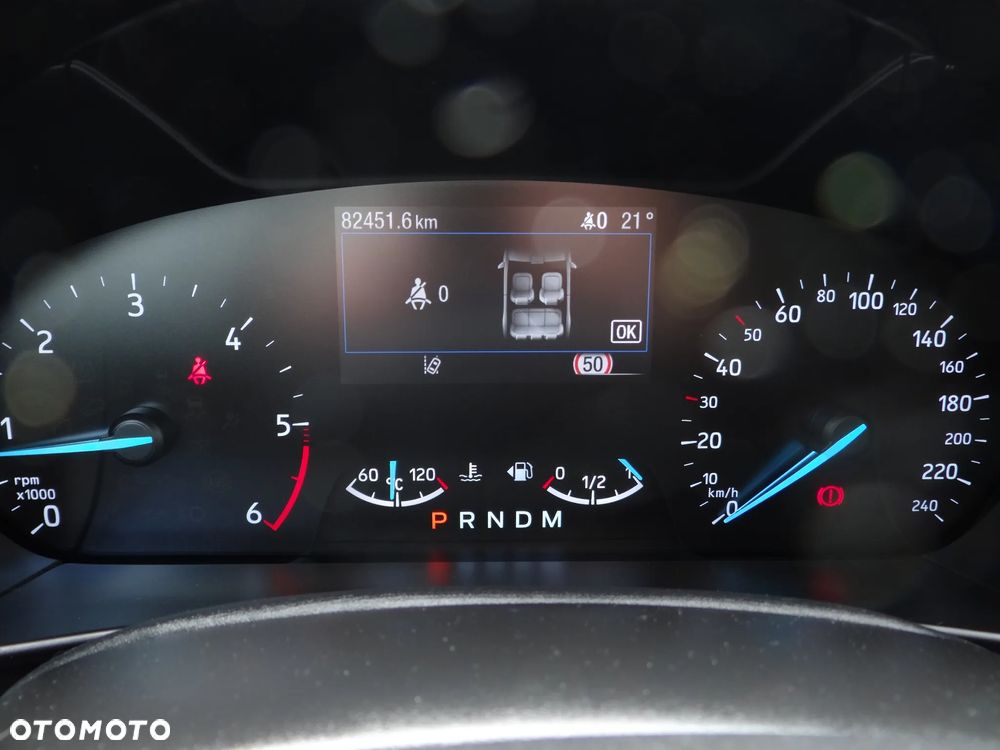 Ford Focus 1.5 EcoBlue Start-Stopp-System TITANIUM - 32