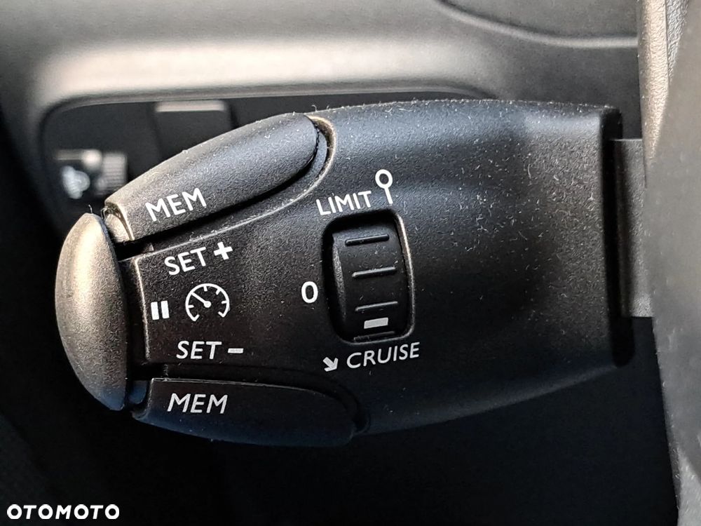 Citroën C3 1.2 PureTech Shine - 19