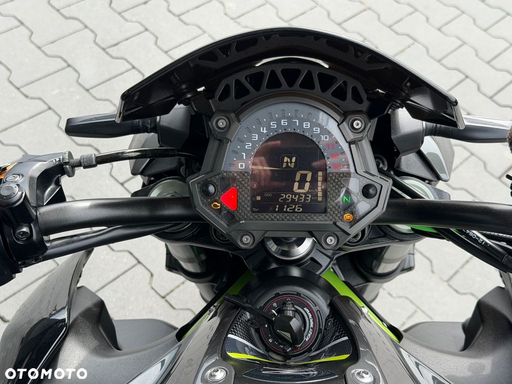 Kawasaki Z 900 - 26