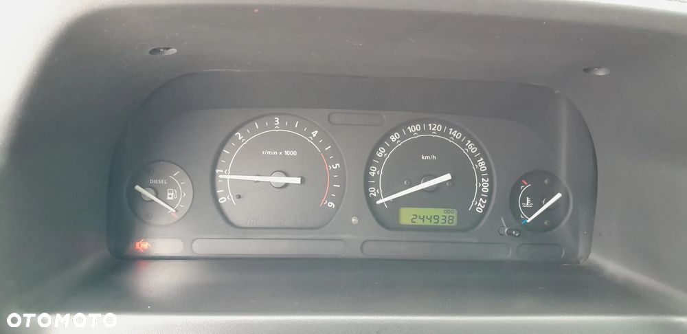 Land Rover Freelander 2.0 D - 10