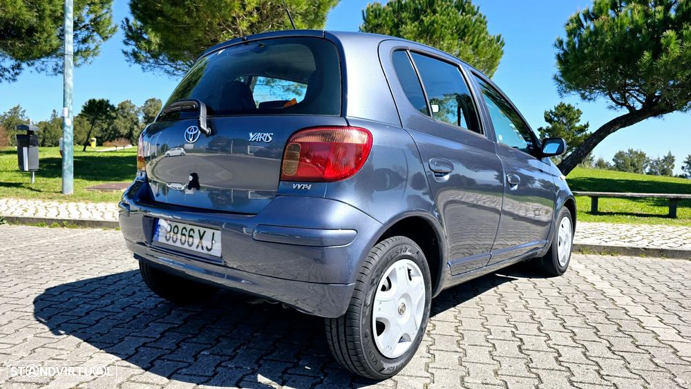 Toyota Yaris 1.0 Terra AC - 12