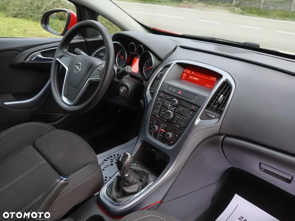 Opel Astra - 14