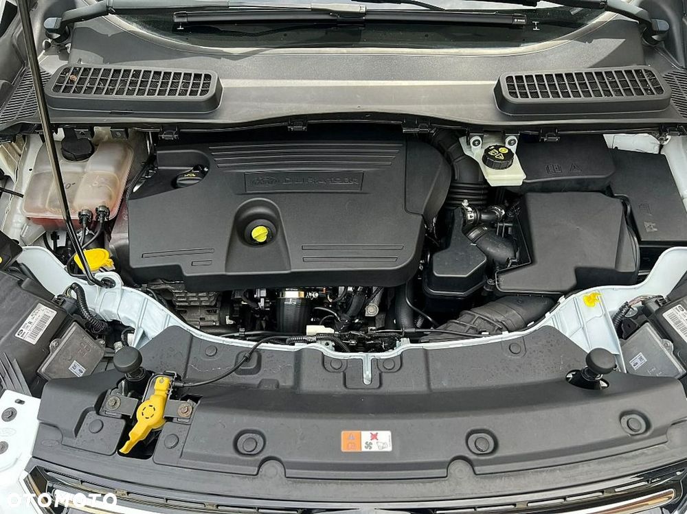 Ford Kuga - 11