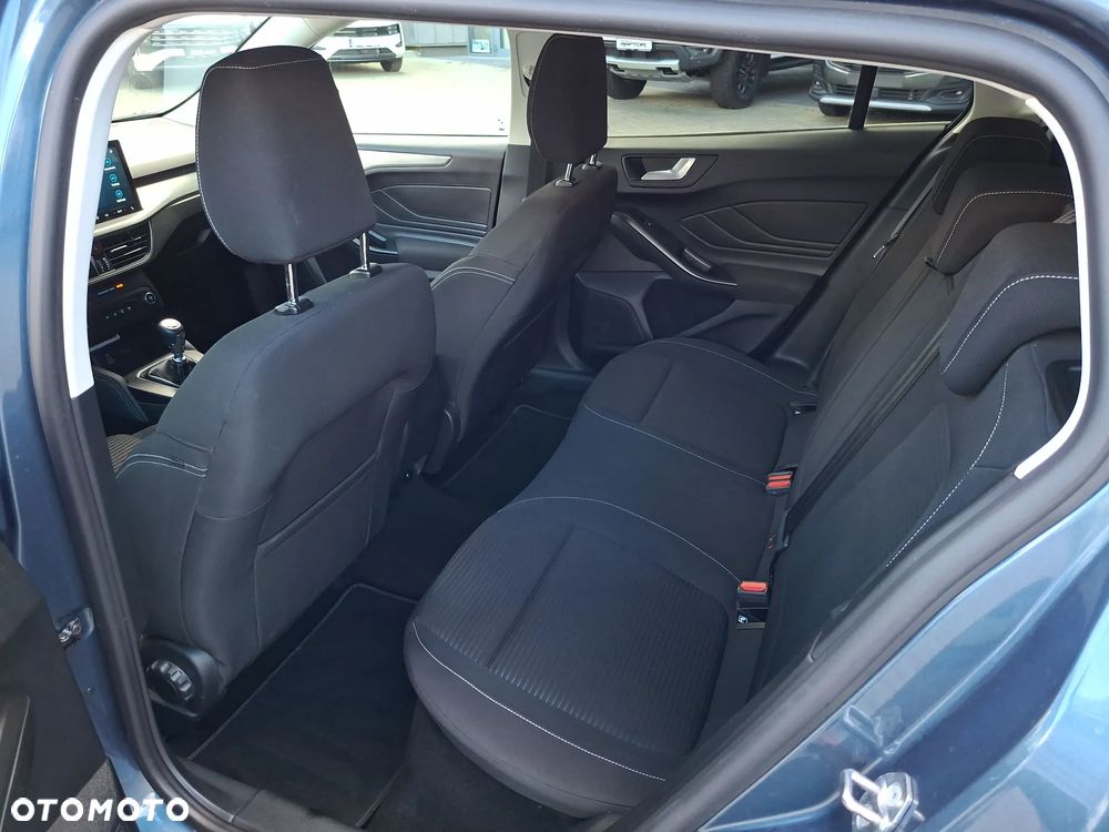 Ford Focus 1.0 EcoBoost mHEV Titanium X - 32