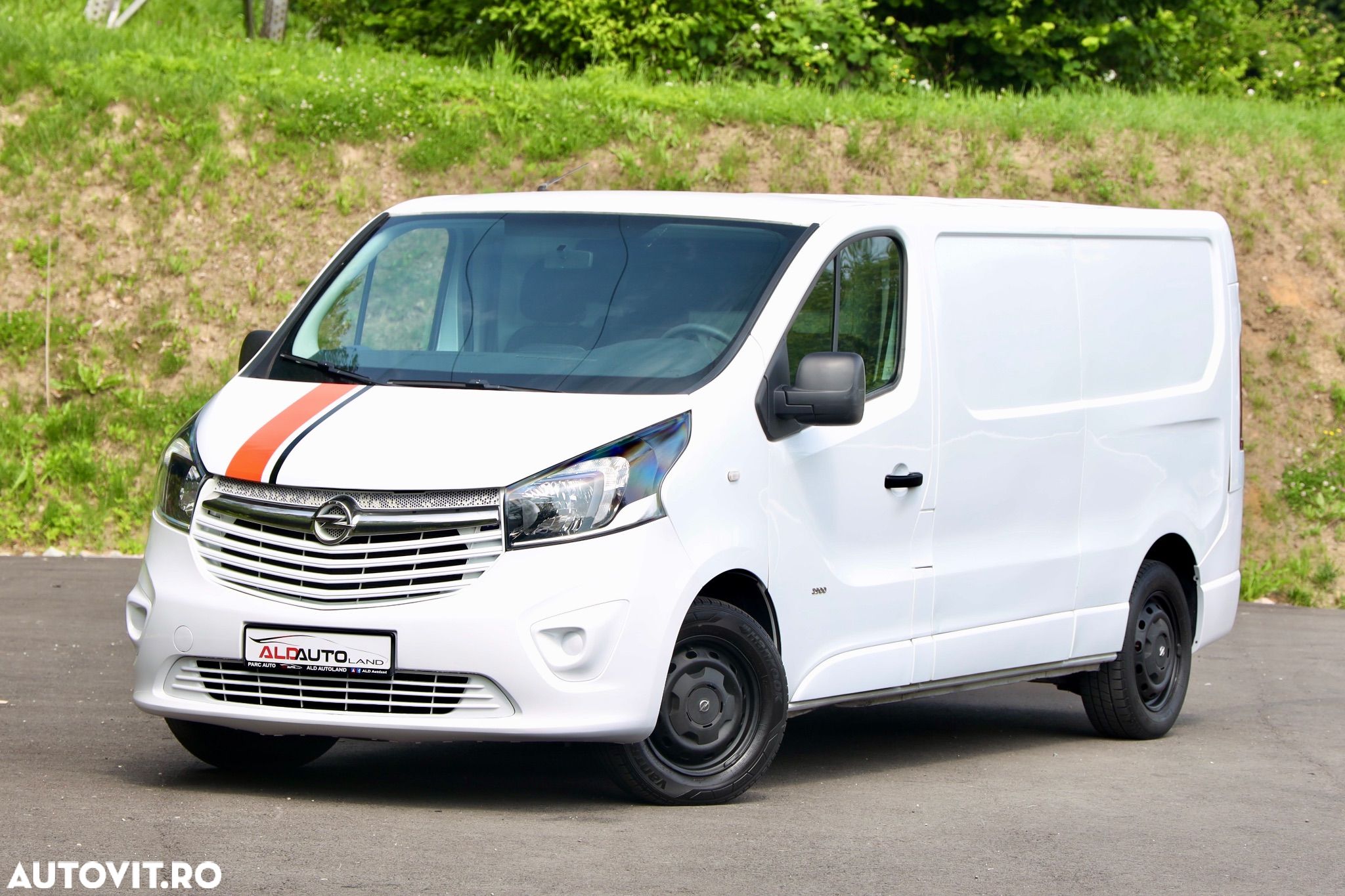 Opel Vivaro 1.6 CDTI L2H1 - 1