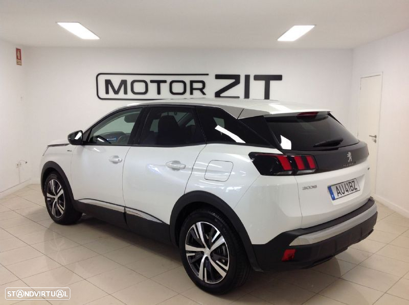 Peugeot 3008 1.6 Hybrid Allure Pack e-EAT8 - 11