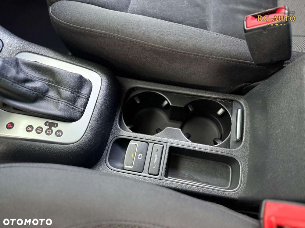 Volkswagen Tiguan - 30