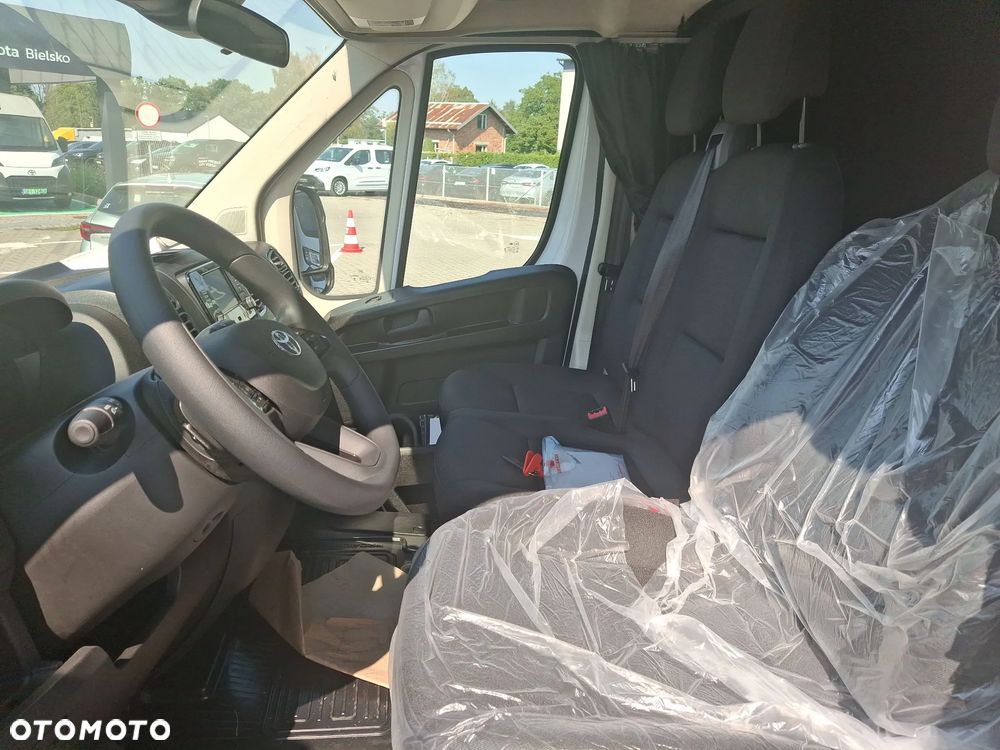 Toyota Proace Max - 9