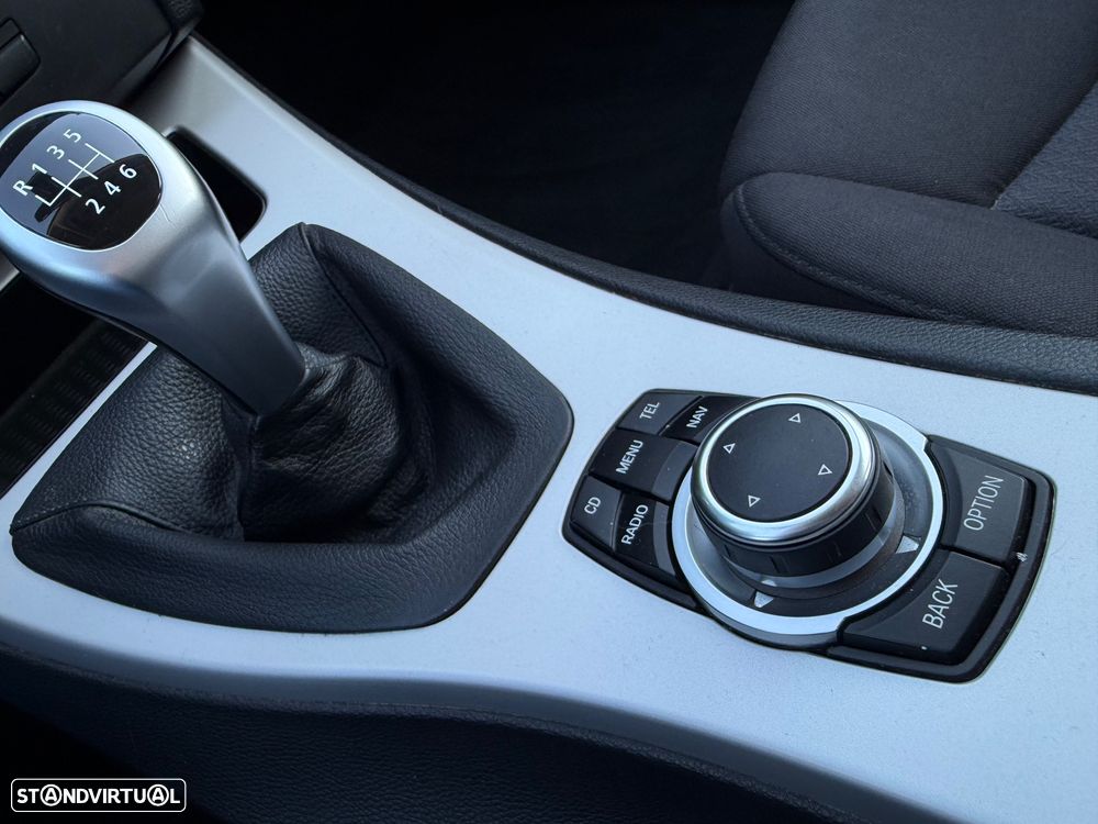 BMW 318 d DPF Edition Sport - 13