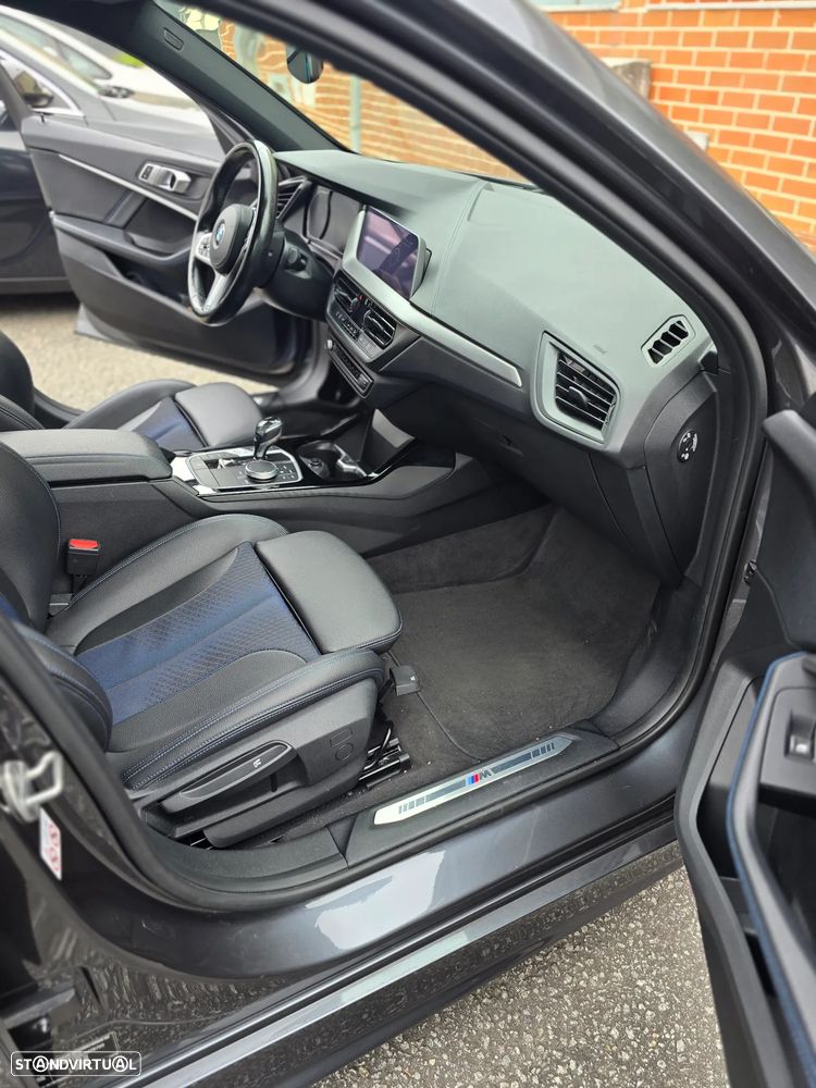BMW 116 d Pack Desportivo M Auto - 42