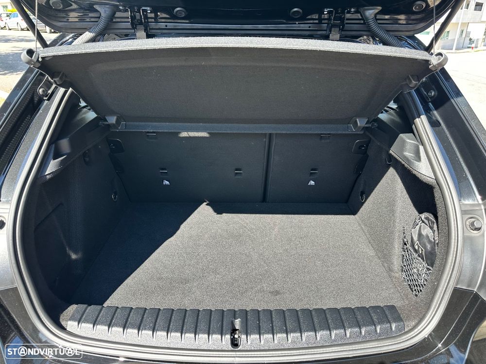 BMW 116 d Pack Desportivo M - 28