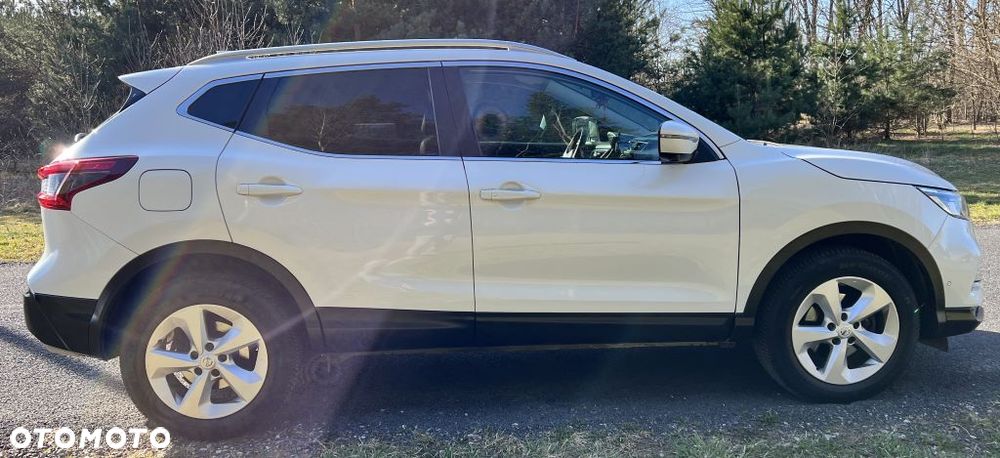 Nissan Qashqai 1.6 DCi 4x4 Tekna+ - 6