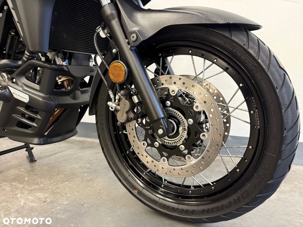 Suzuki V-STROM - 7
