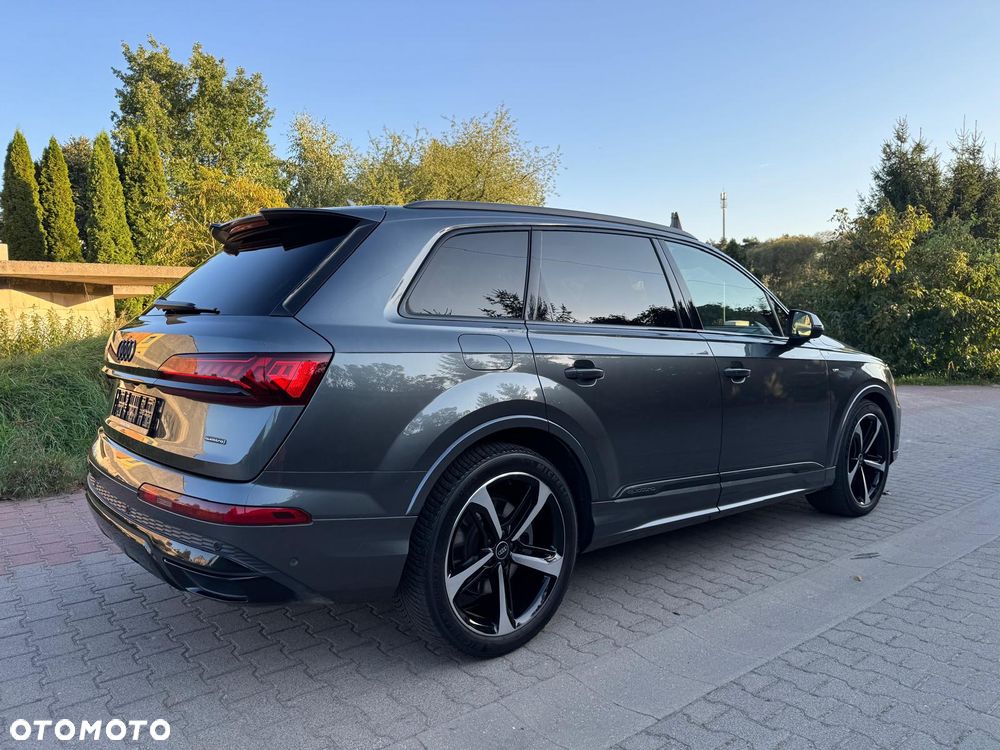 Audi Q7 55 TFSI e quattro tiptronic S line - 6