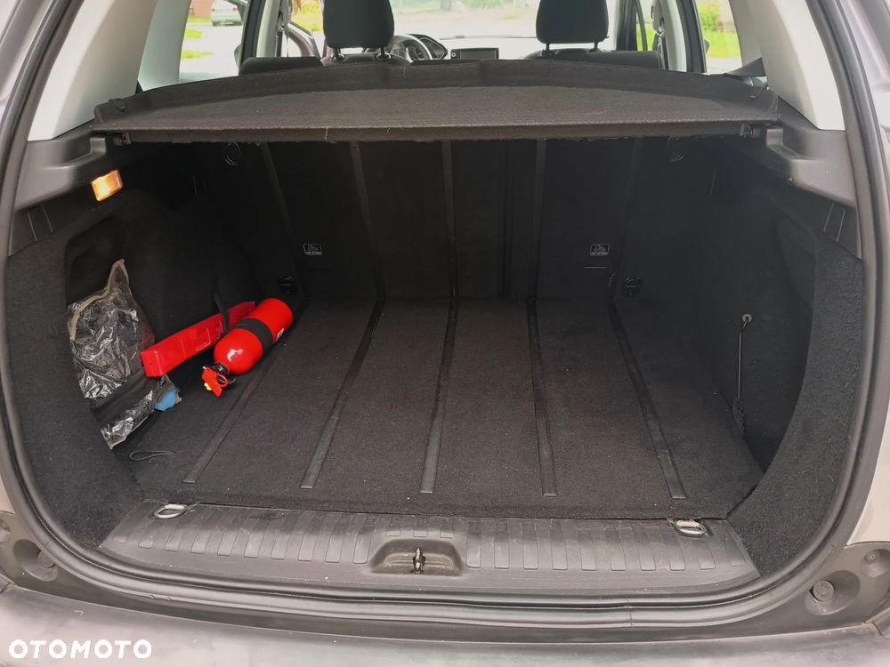 Peugeot 2008 1.2 Pure Tech Style - 18