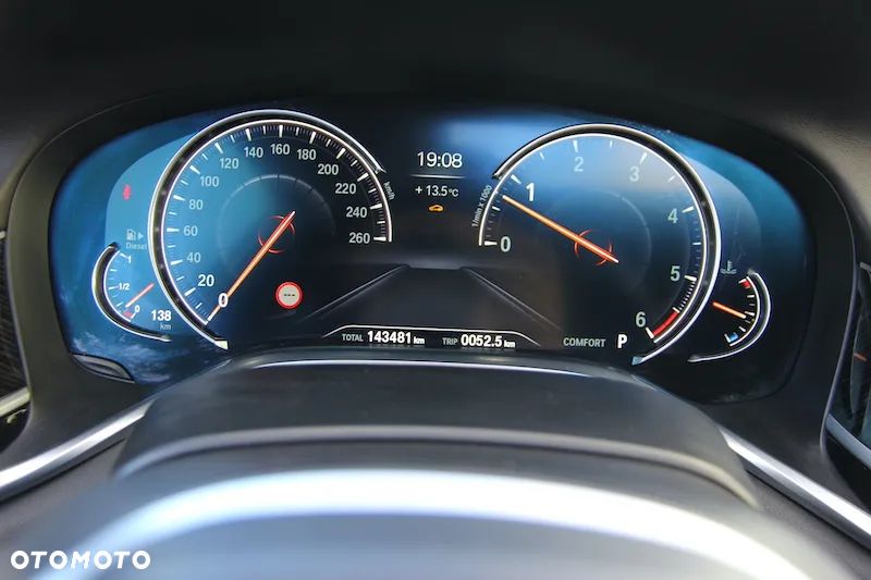 BMW Seria 7 750d xDrive - 25