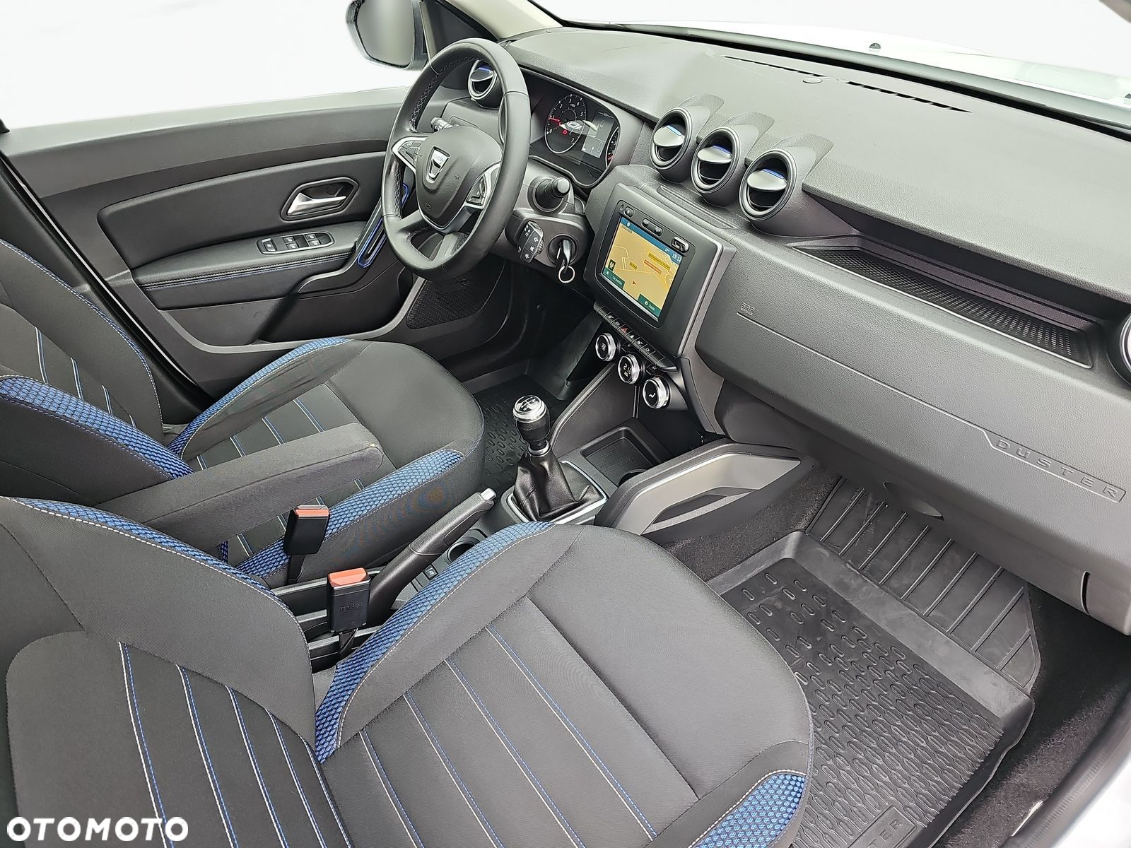 Dacia Duster 1.0 TCe SL Celebration - 28