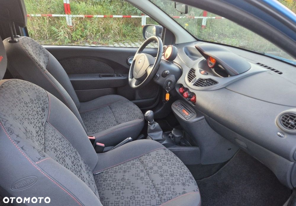 Renault Twingo - 23