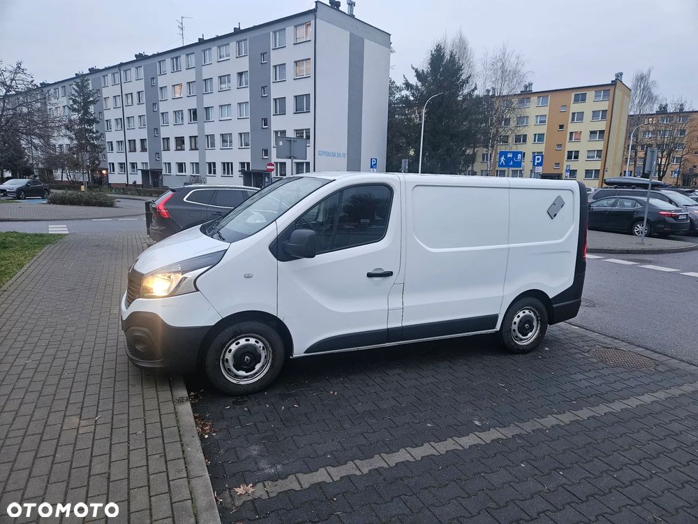 Renault Trafic - 2
