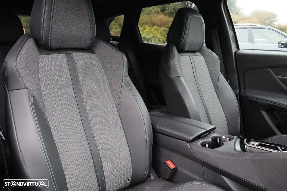 Peugeot 3008 1.6 Hybrid Allure Pack e-EAT8 - 12