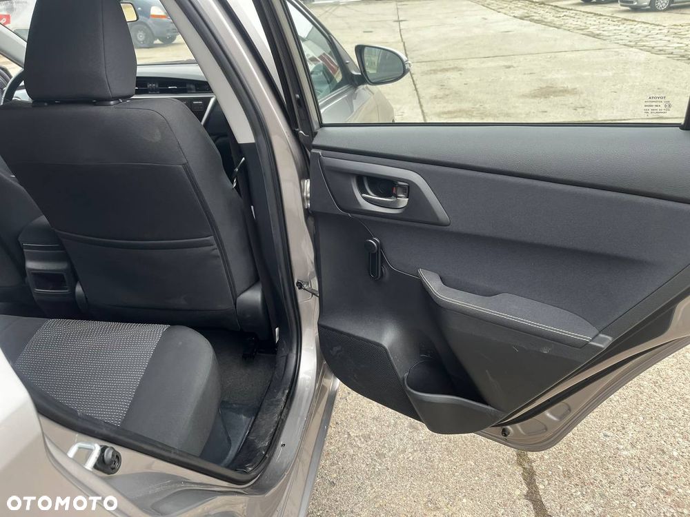 Toyota Auris - 5