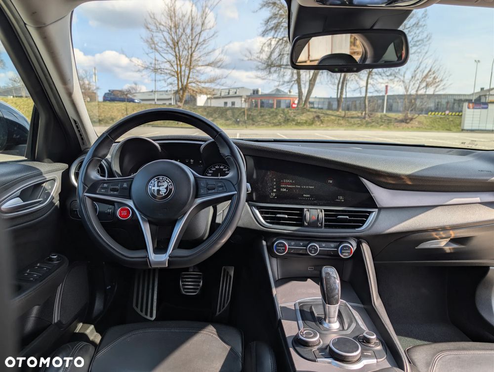Alfa Romeo Giulia 2.0 Turbo Veloce Q4 - 9