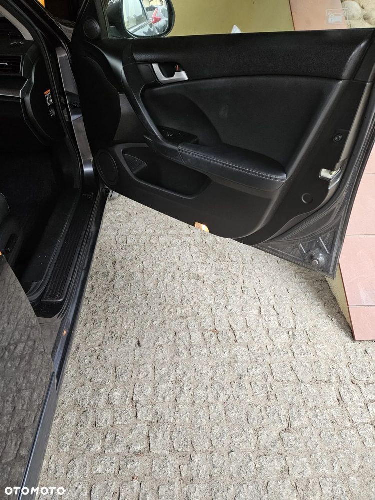 Honda Accord 2.0 Executive Navi - 11