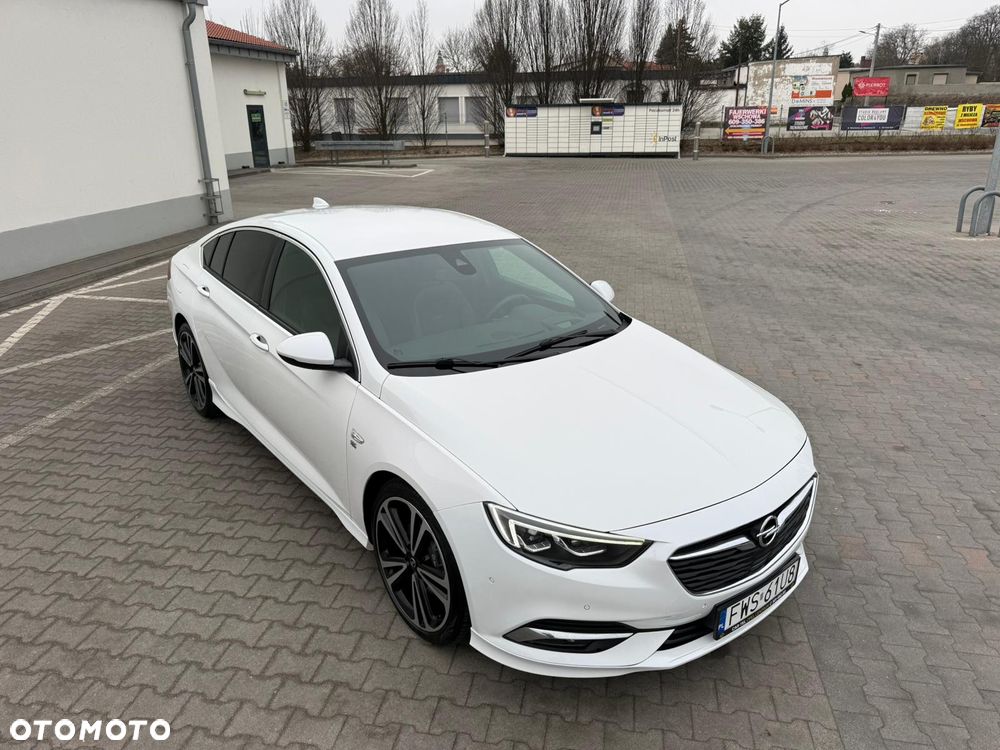 Opel Insignia 2.0 T 4x4 Innovation S&S - 24