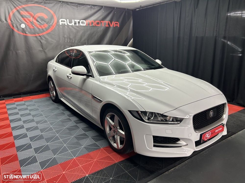 Jaguar XE 2.0 D R-Sport Aut. - 1