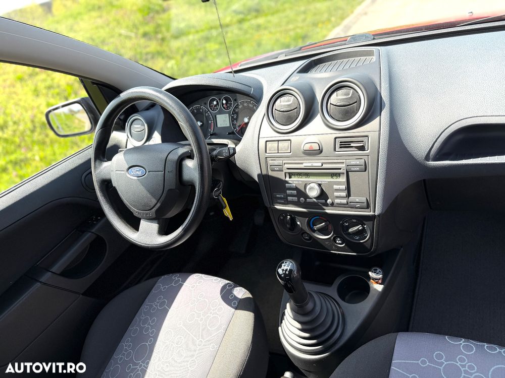 Ford Fiesta 1.4 Trend - 9