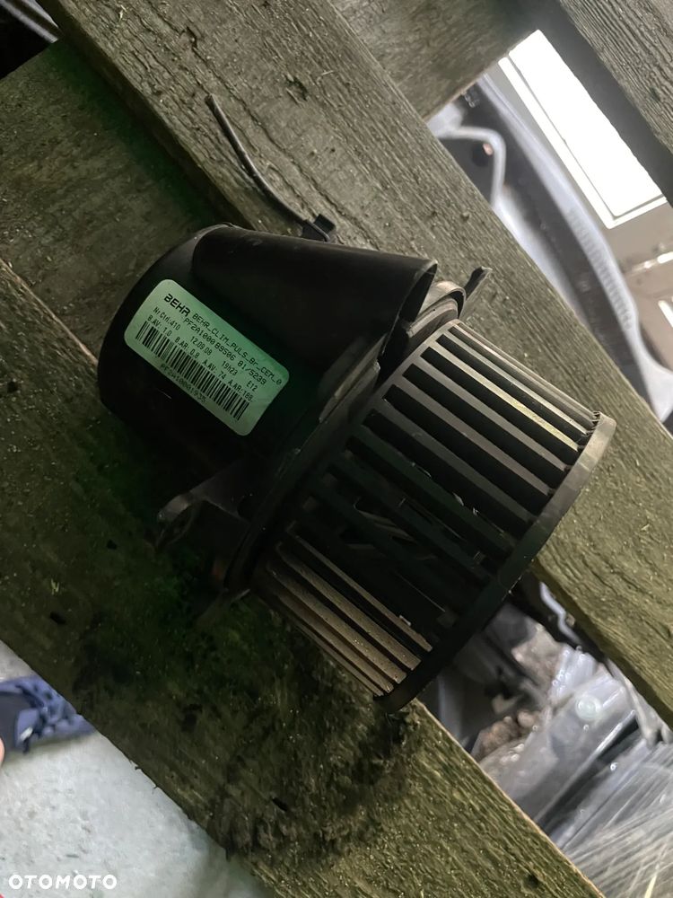 WENTYLATOR NAWIEWU, DMUCHAWA CITROEN C4 2008R  B9506 - 1