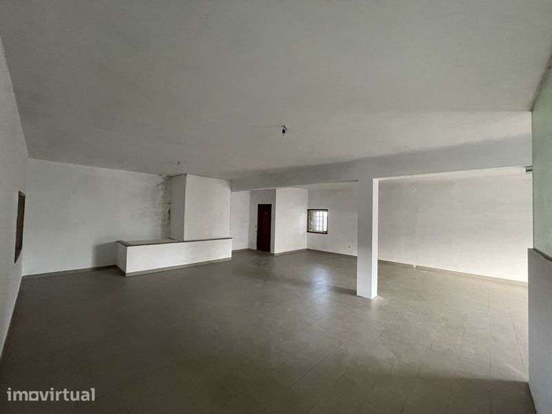 Arrendo loja / armazem felgueiras - Grande imagem: 3/8