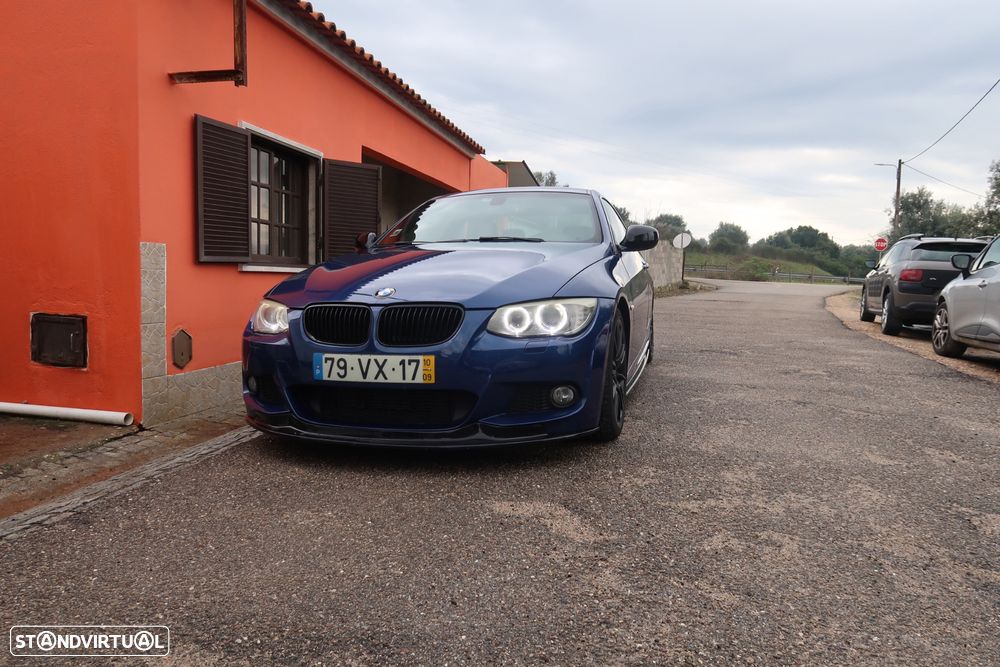 BMW 320 d Coupe Edição M - 2