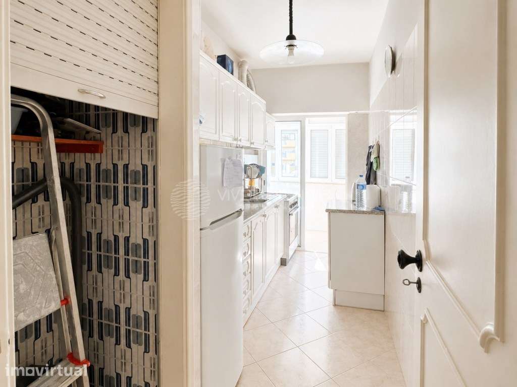 Apartamento T1 com 59 m², Elevador e Marquise na Costa da Caparica - Grande imagem: 5/20