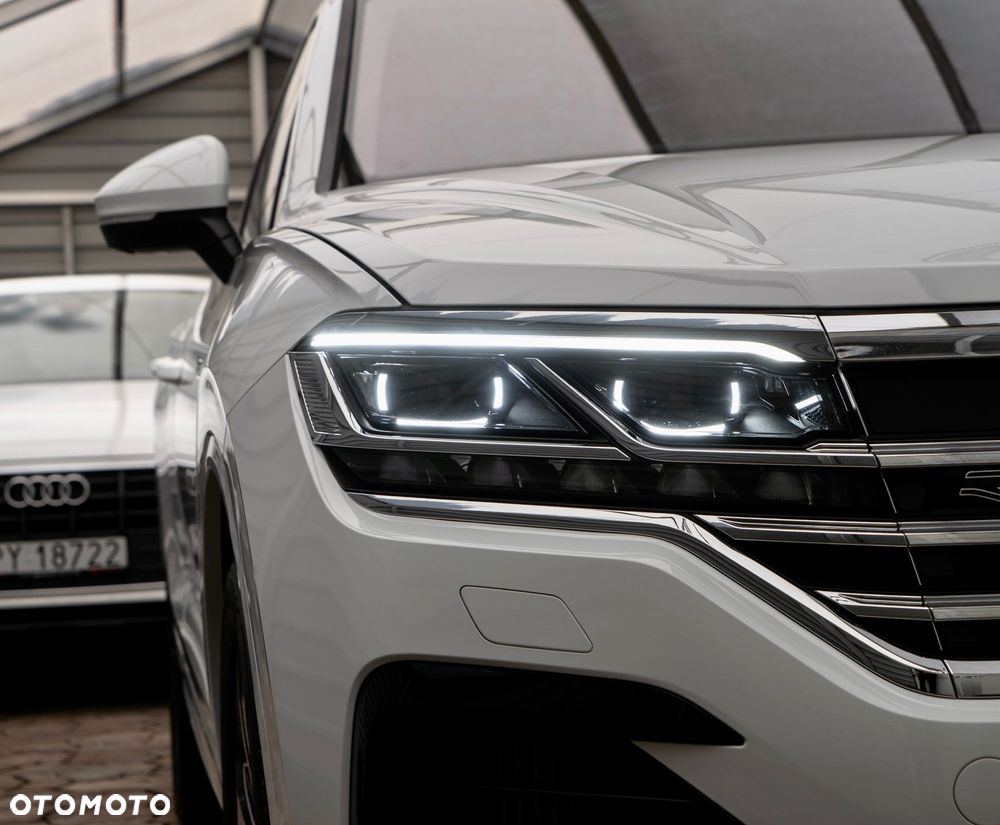 Volkswagen Touareg 3.0 V6 TFSI 4Motion R-Line - 4
